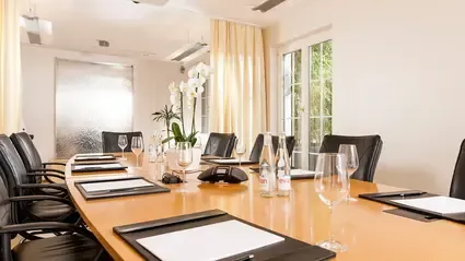 Executive Meeting Rooms and High-Tech Conference Infrastructure