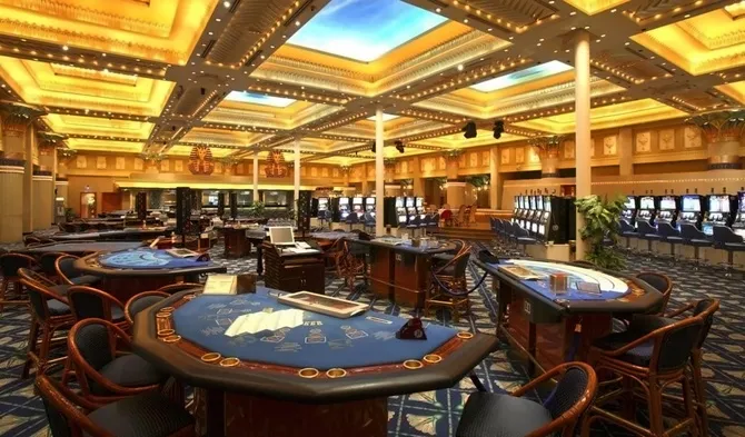 Luxury Resort & Casino